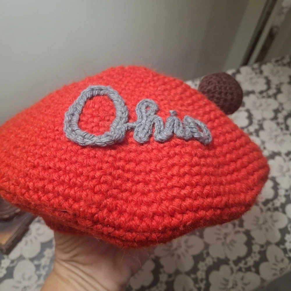 Handmade Red Ohio‎ Crochet Knit Beret Hat Featuring a Brown Acorn